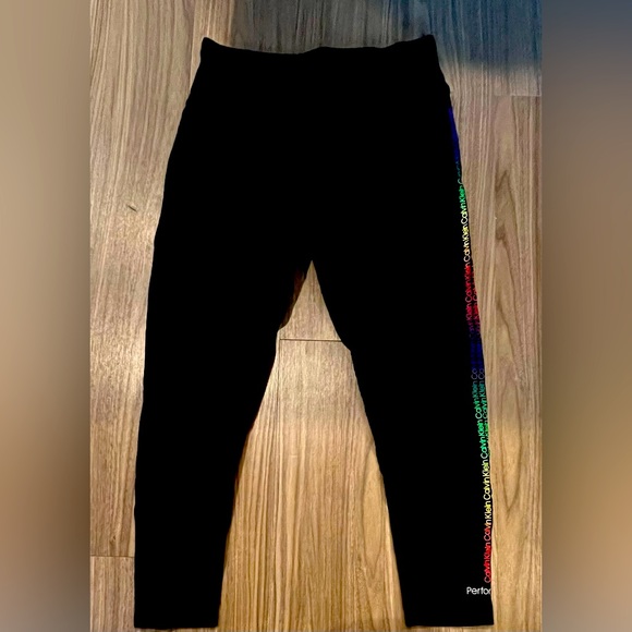 Calvin Klein Performance Leggings | Black | Large - Picture 2 of 3